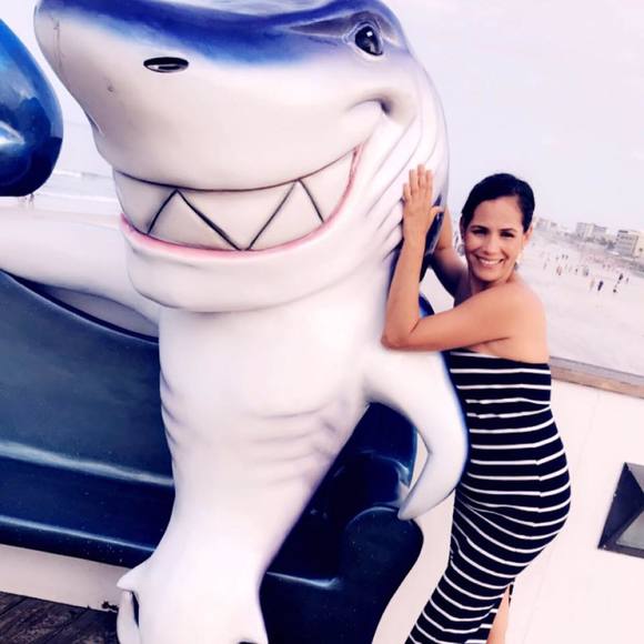 Meet your Posher, Mari - Picture 1 of 1